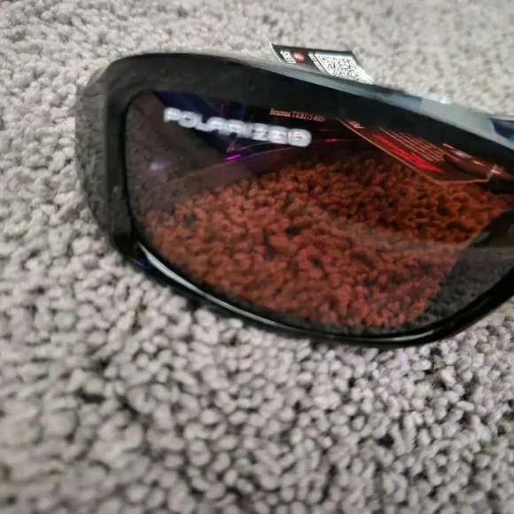 Polarized Sunglasses - Picture 2 of 5